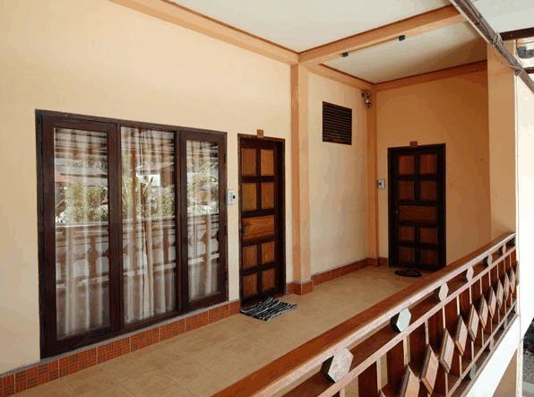 Jammee Guesthouse Vang Vieng Esterno foto